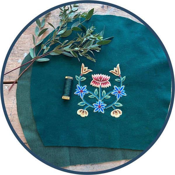 Hovedbilde Lue ferdig brodert, Nordlandsbunad Dame