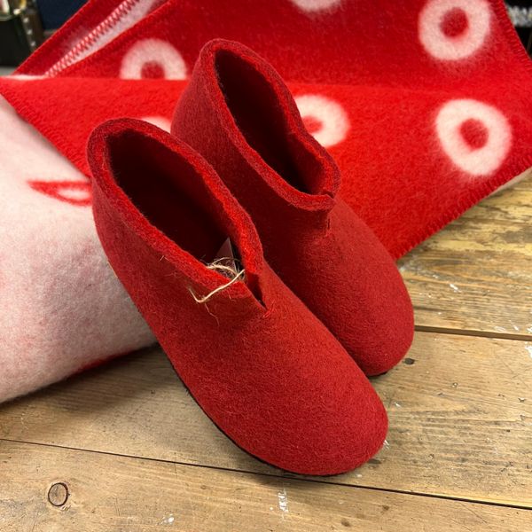 Hovedbilde Tova Ulaan Basic - Warm red